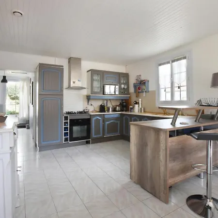 Maison Familiale Avec Spa, Proche Centre Et Plage, 6 Pers - - Fr-1-258-112